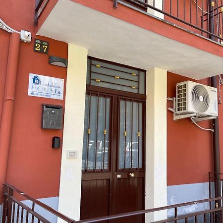 Вилла Pantaleone House Катания Экстерьер фото